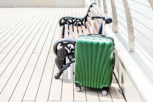 Ruedas multidireccionales de una maleta de cabina Pepe Jeans